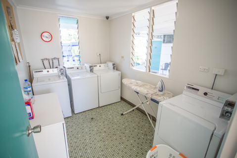 Fourth Avenue Motor Inn - Tourism Gold Coast 28