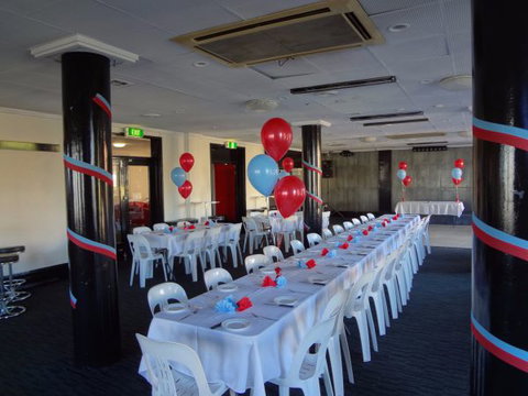 Amaroo Hotel - Tourism Gold Coast 2