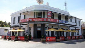 Commercial Hotel - Tourism Gold Coast 5