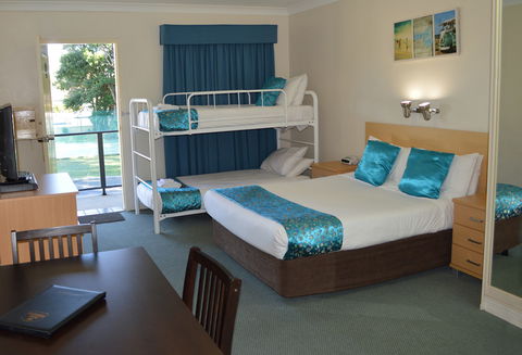 BEST WESTERN Lakesway Motor Inn - Tourism Gold Coast 2