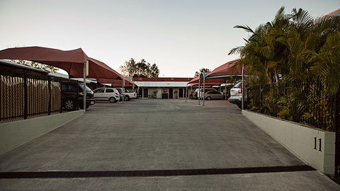 BEST WESTERN Caboolture Central Motor Inn - Tourism Gold Coast 3