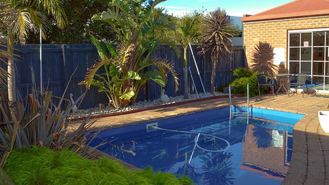 BEST WESTERN Colonial Motor Inn - Tourism Gold Coast 1