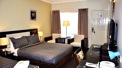 BEST WESTERN Airport Motel And Convention Centre - Tourism Gold Coast 3