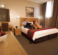 BEST WESTERN PLUS Travel Inn Hotel - Tourism Gold Coast