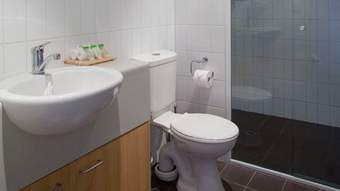 Best Western Plus Ascot Serviced Apartments - Tourism Gold Coast 3