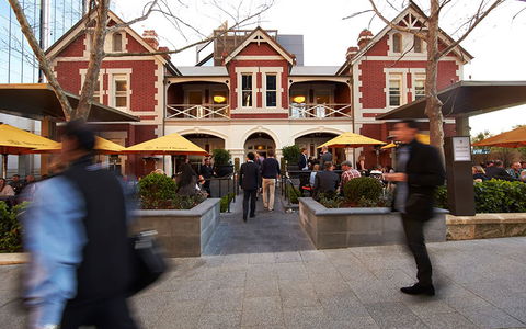 BEST WESTERN PREMIER Terrace Hotel - Tourism Gold Coast 1