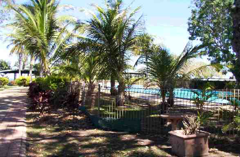 Mandorah Beach Hotel - Tourism Gold Coast 2