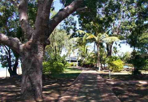 Mandorah Beach Hotel - Tourism Gold Coast 3