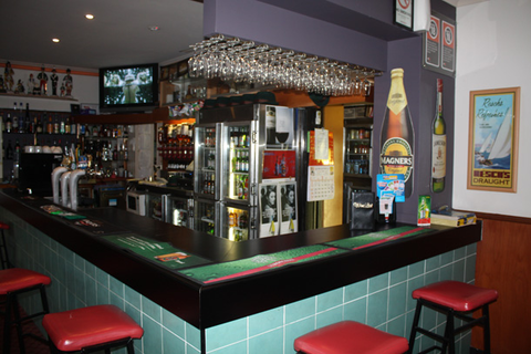 The Bennett Hotel - Tourism Gold Coast 4