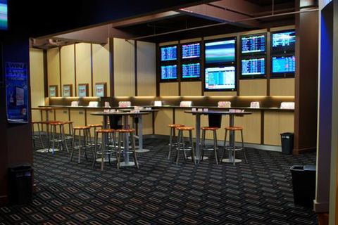 Railway Hotel - Tourism Gold Coast 7