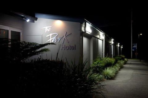 The Park Hotel Motel - Tourism Gold Coast 18