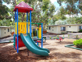 Discovery Holiday Parks Hobart (Cosy Cabins) - Tourism Gold Coast 2