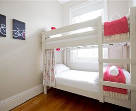 Montacute Boutique Bunkhouse - Tourism Gold Coast 3