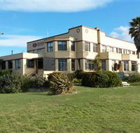 Riviera Hotel - Tourism Gold Coast