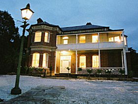 Amberley House - Tourism Gold Coast 0
