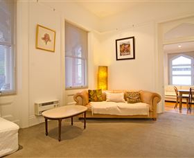 Roxburgh House Apartments - Tourism Gold Coast 1