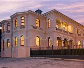 Roxburgh House Apartments - Tourism Gold Coast 0