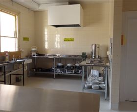 Backpackers Imperial Hotel - Tourism Gold Coast 3