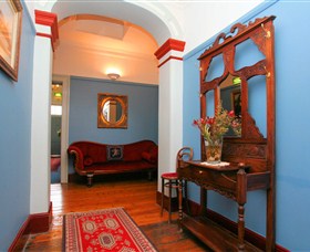 Lodge On Elizabeth - The - Tourism Gold Coast 1