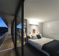 Avalon City Retreat - Tourism Gold Coast