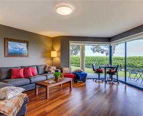 Carol's B&B - Tourism Gold Coast 1