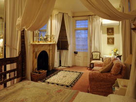 Alice's Cottages - Tourism Gold Coast 1