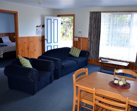 Castaway Holiday Apartments - Tourism Gold Coast 1