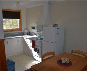 Castaway Holiday Apartments - Tourism Gold Coast 5