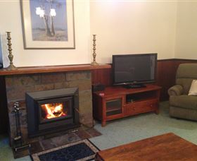 Acacia Bed And Breakfast - Tourism Gold Coast 2