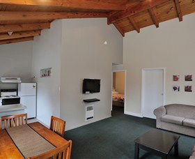 Aspect Tamar Valley Resort, Grindelwald - Tourism Gold Coast 3