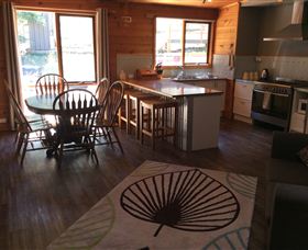 Mole Creek Holiday Village - Tourism Gold Coast 0