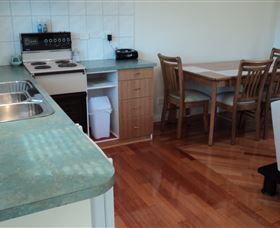 Brady's View Bed And Breakfast Holiday Apartment - Tourism Gold Coast 2