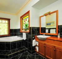 Beauty Point's Pomona Spa Cottages - Tourism Gold Coast