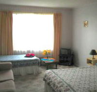 Central Court Motel - Tourism Gold Coast