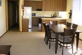 Sheffield Pioneer Holiday Units - Tourism Gold Coast 1