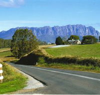 White Hawk Accommodation - Tourism Gold Coast