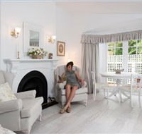 White Dove Cottage Bed and Breakfast - Tourism Gold Coast