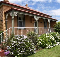 Kenya Cottage - Tourism Gold Coast