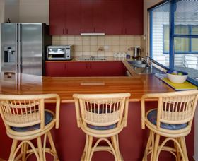 Coles Bay Retreat - Tourism Gold Coast 4