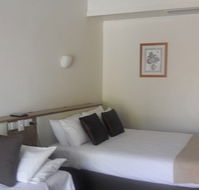 Burkes Hotel Motel - Tourism Gold Coast