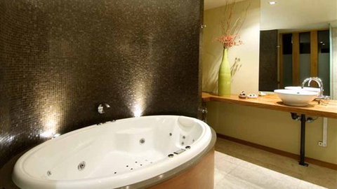 Hepburn Spa Pavilions - Saffron - Tourism Gold Coast 0