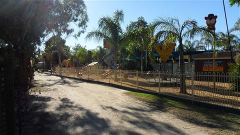 Nathalia Motel And Holiday Park - Tourism Gold Coast 2