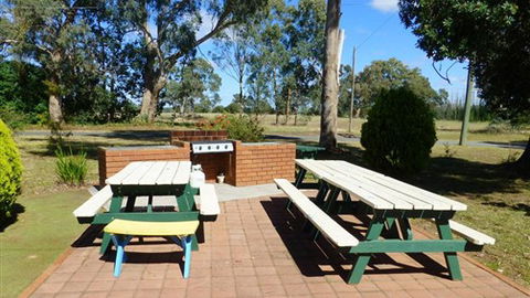 Golfer's Retreat Motel - Tourism Gold Coast 3