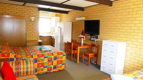 Golfer's Retreat Motel - Tourism Gold Coast 5