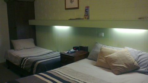 Millers Cottage Motel - Tourism Gold Coast 7