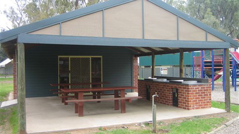 Ball Park Caravan Park - Tourism Gold Coast 3