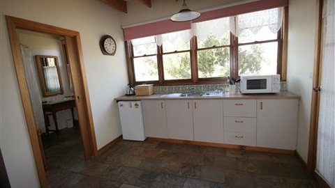 Elmstead Cottages - Tourism Gold Coast 2