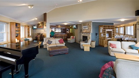Attunga Alpine Lodge And Apartments - Tourism Gold Coast 4