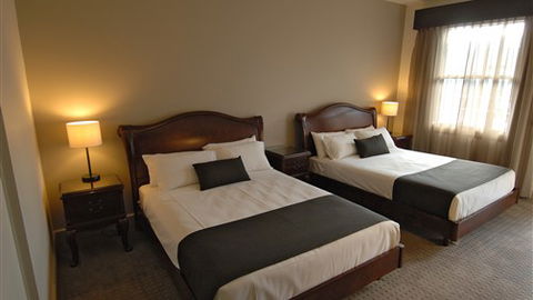 Quality Inn Heritage On Lydiard - Tourism Gold Coast 2