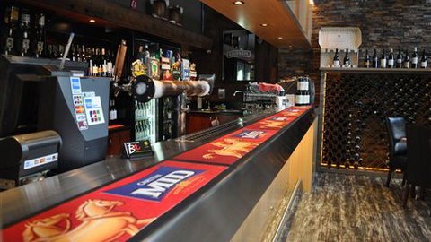 Brougham Arms Hotel - Tourism Gold Coast 1